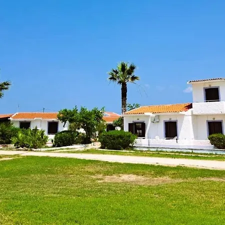 Kefalonia & Отель Ликсури