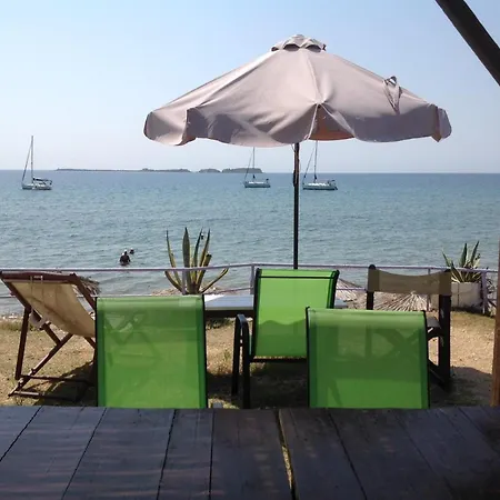 Kefalonia & Отель Ликсури