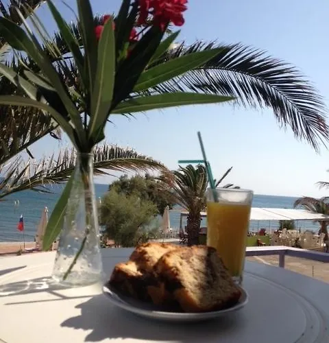 Ξενοδοχείο Kefalonia & 2*